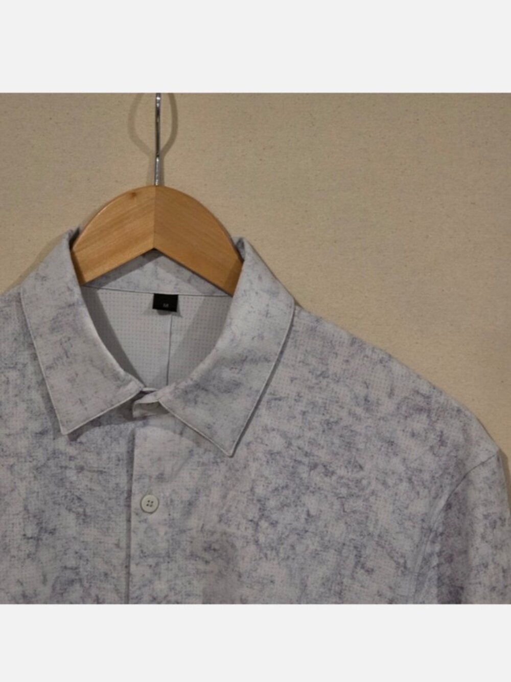 Lululemon Athletica Button Down M